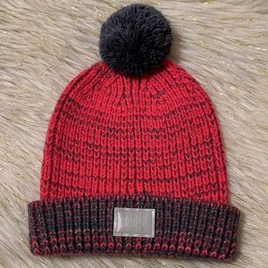 Women’s Under Armour pink beanie